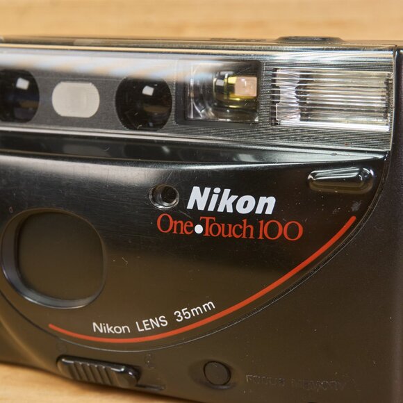 Nikon One Touch 100 / 35mm Point and Shoot Film Camera / Tested & Working - Picture 4 of 8